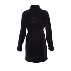 Vince Camuto Vanessa embroidered Robe - Small